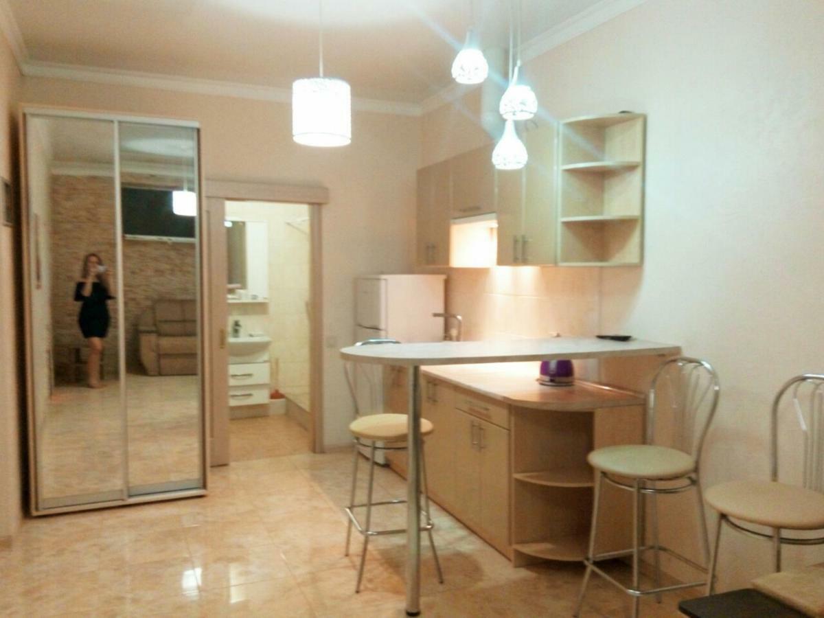 Apartments On Levanevskogo Odessa Luaran gambar